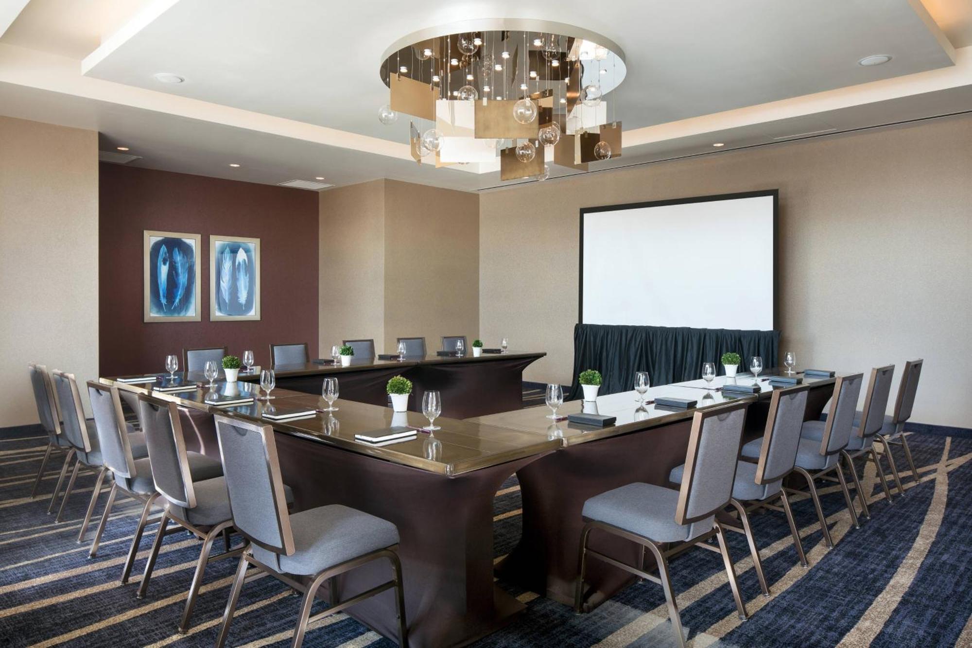 Residence Inn By Marriott Phoenix Downtown מראה חיצוני תמונה