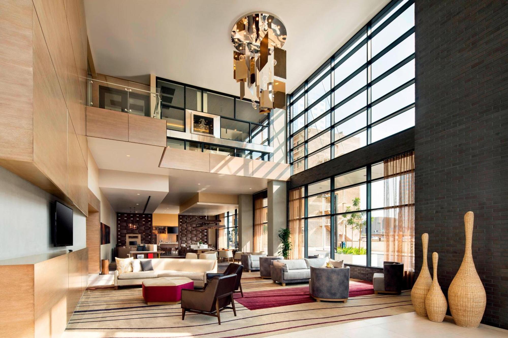 Residence Inn By Marriott Phoenix Downtown מראה חיצוני תמונה